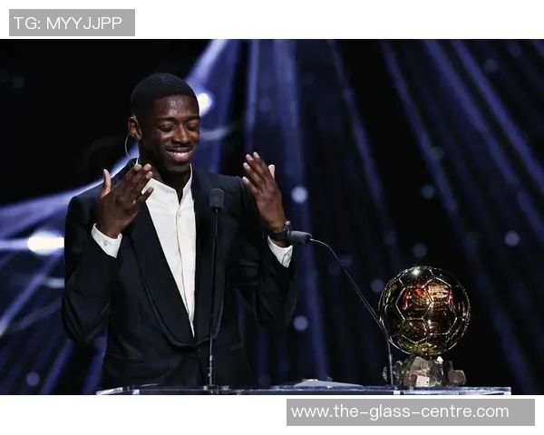 足球巨星神秘面庞揭晓球场背后的故事,谁是隐藏的天才? 足球巨星神秘面庞揭晓球场背后的故事,谁是隐藏的天才?