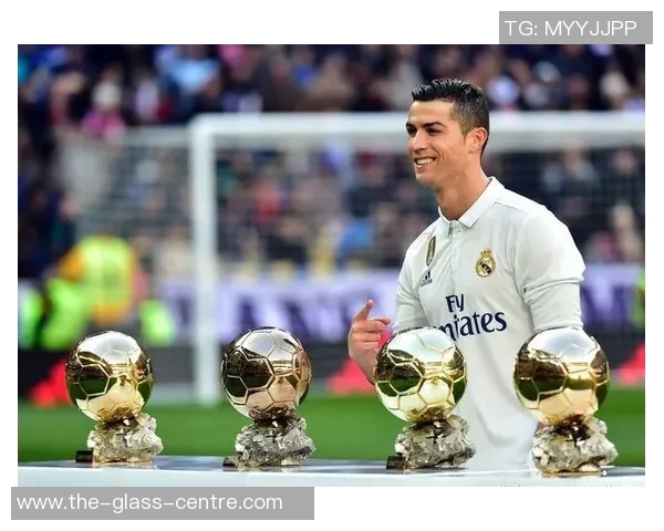 白斩鸡传奇：从默默无闻到世界足坛巅峰的崛起之路